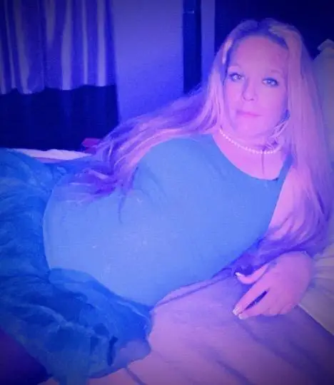 Goddess Rae Luxury, Obedience & Deep Devotion Await
