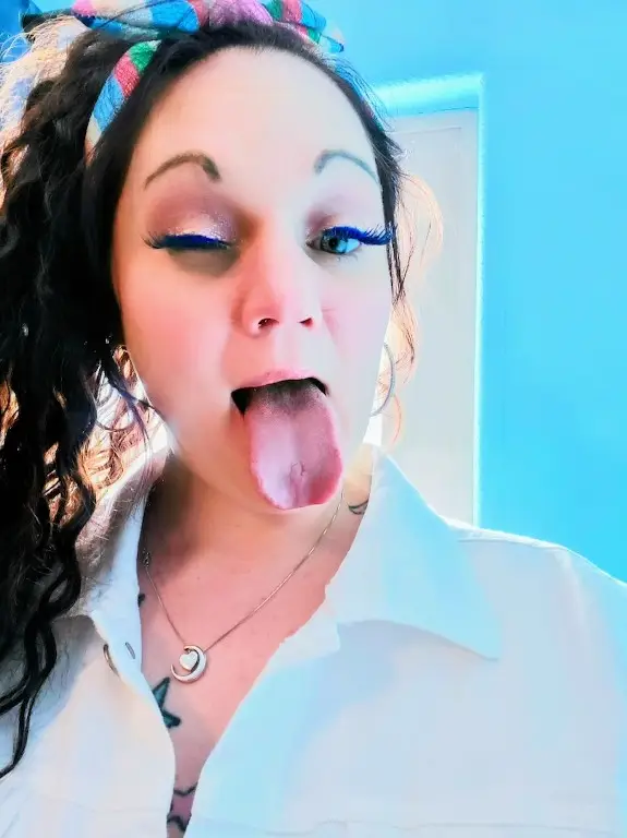 Yes, It s Clean You Can Lick, Taste, or Devour Me All Night