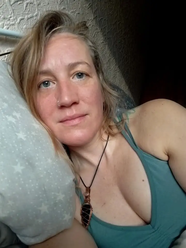 New Girl Likes No Condom Sex in York – Women Seeking Men photo 5