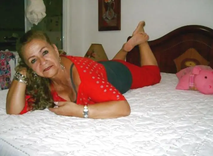 Sexy Single Mom Looking for Companionship Available Now in Scranton – Women Seeking Men photo 5
