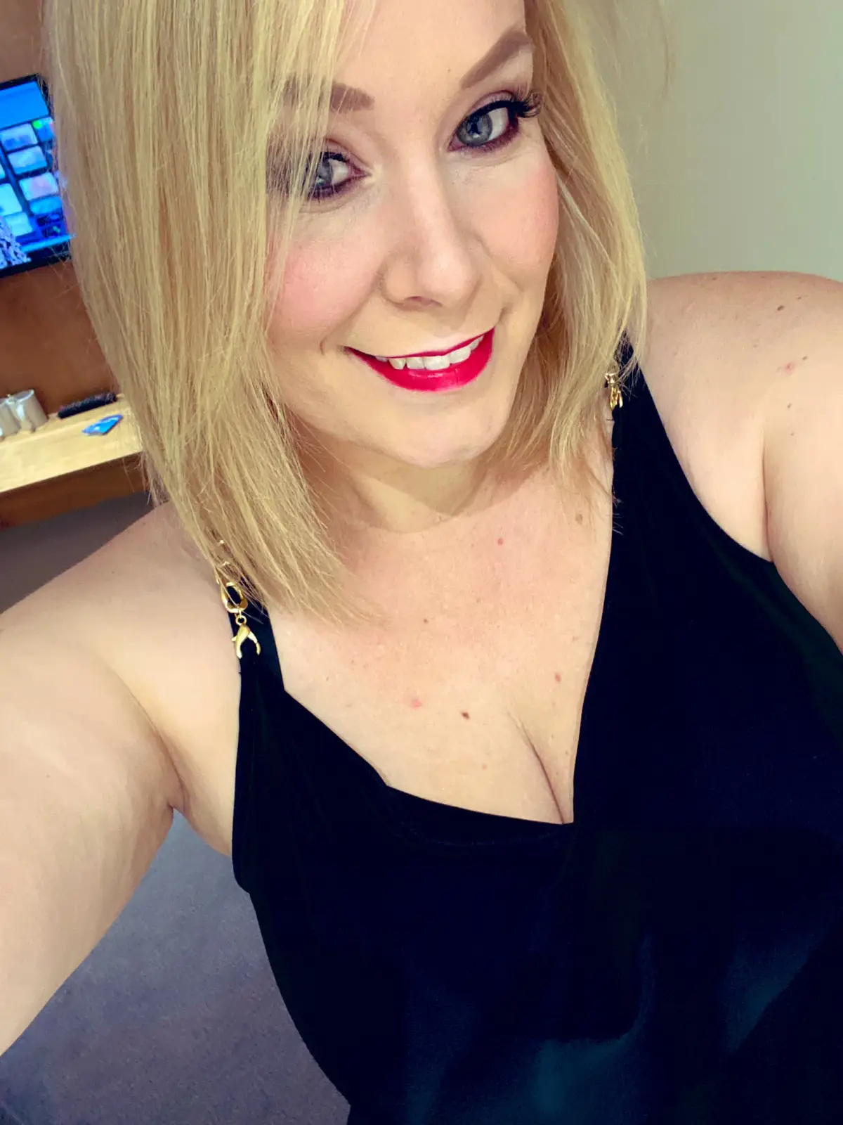 Ready for Fun Daddy Give Me That Deep Connection in Kansas City – Women Seeking Men photo 3