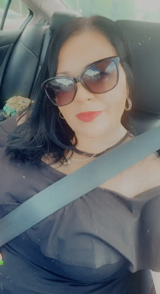 SINGLE MOM DESPERATE FOR DICK Let s Make it Messy in Charlottetown – Women Seeking Men photo 3