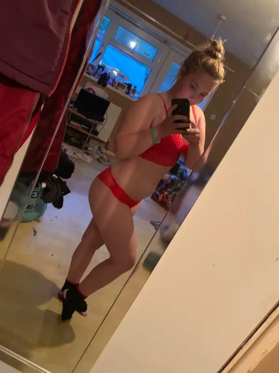 Available Now Incall Outcall Car Fun Home Hotel in Charlottetown – Women Seeking Men photo 3