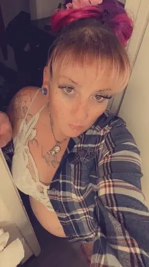 SOFT, SMOOTH, SULTRY AND READY TO HAVE A GOOD TIME WITH U