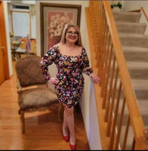 Looking for someone to fuck in Charlottetown – Women Seeking Men photo 3