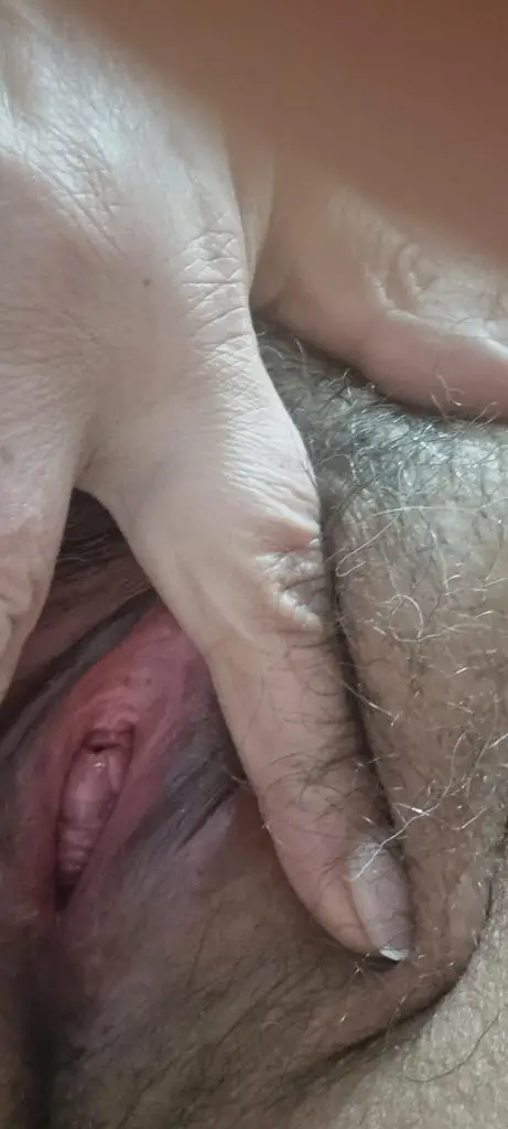 Hotel Hookup Heaven Come Fuck This Wet MILF Tonight in Charlottetown – Women Seeking Men photo 6
