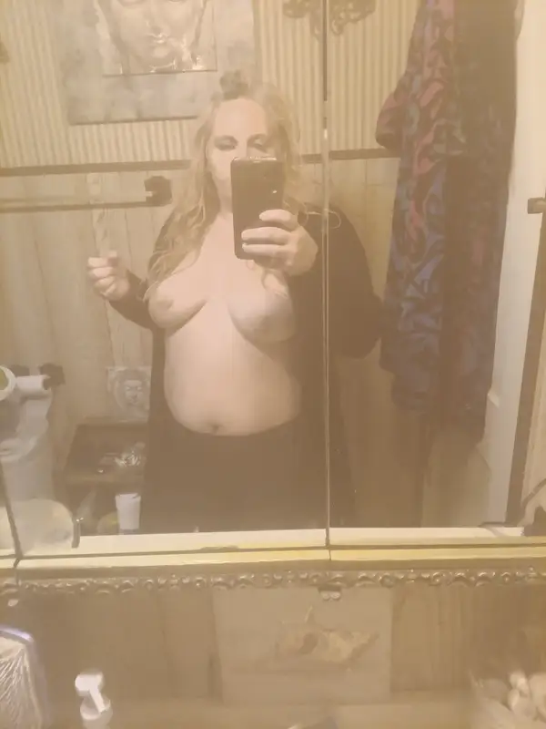 Looking for a good time in Charlottetown – Women Seeking Men photo 5