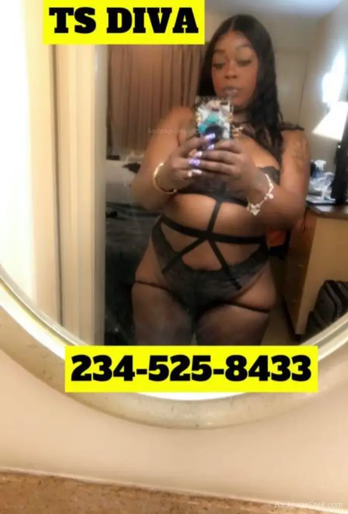 SUCK AND FUCK ME NOW NEW MASSAGE BED LETS 69 AND SUMM NUDE D... in Akron – Women Seeking Men photo 5