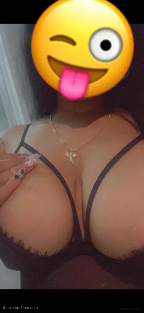 Your N A U G H T Y Lil secret Delicious Treat Available N W... in Albany – Women Seeking Men photo 2