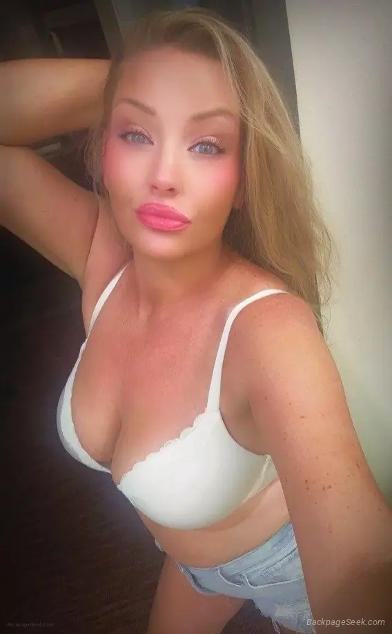 Serious clients only I'm available for Incalls/ Outcalls/Car Fun