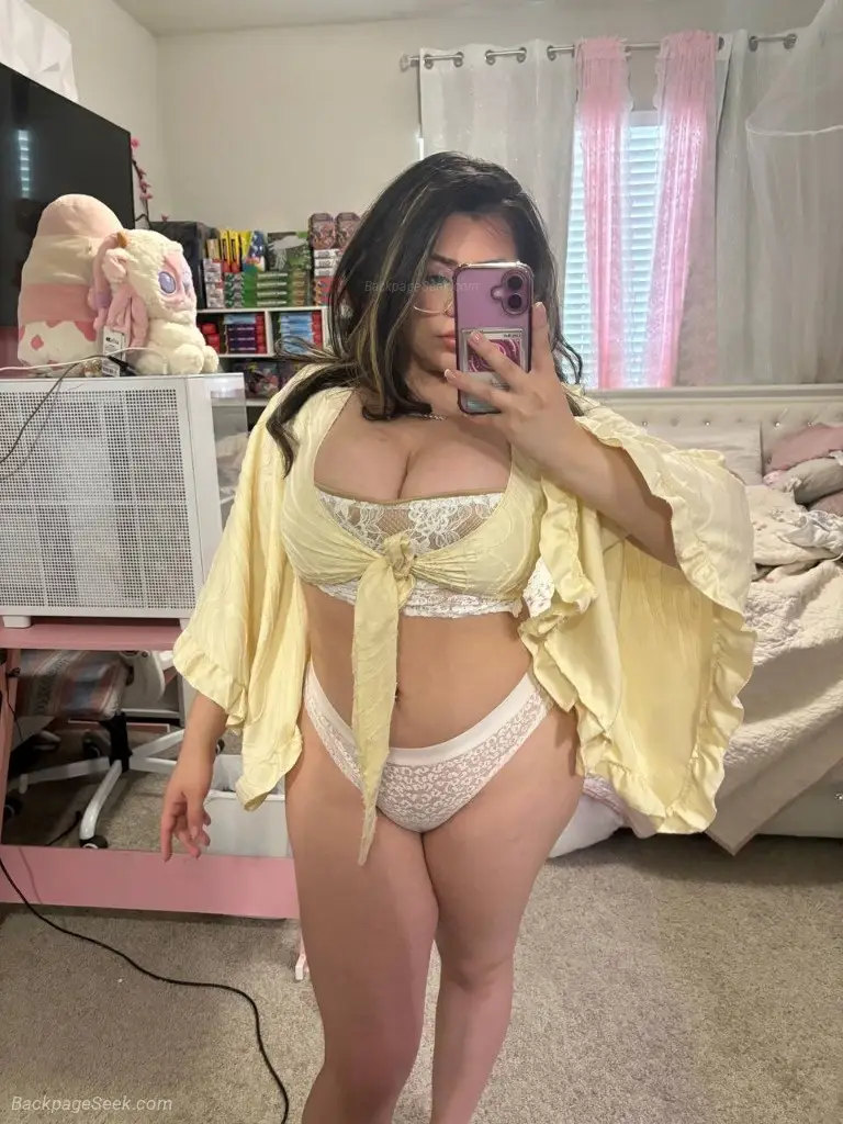 Hot Latina Queen FaceTime Show Without Condom Curvyy Ass And... in Albuquerque – Women Seeking Men photo 2