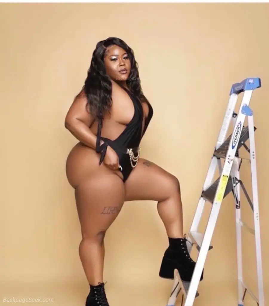 PARTY GIRl New In Town ! Taking All Inches ! Let Me Slut You Out ! 8
