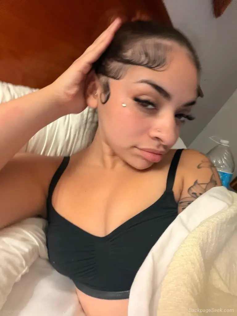 new in town sexy thick red bone come experience me in Albuquerque – Women Seeking Men photo 6