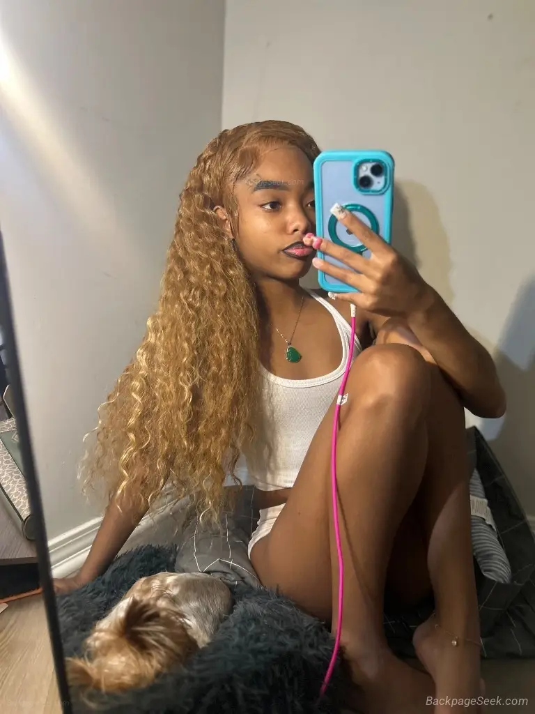 slim petite very discreet incall only no outcalls in Atlanta – Women Seeking Men photo 3