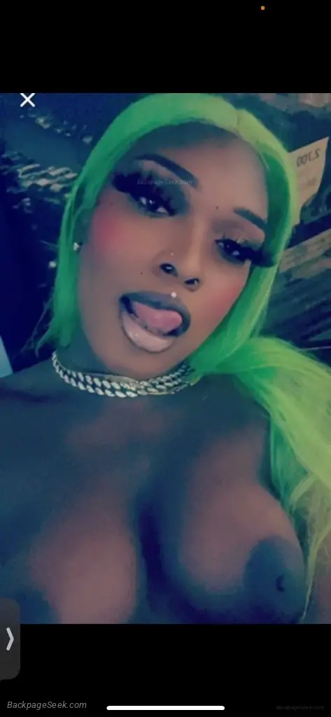 Marilyn MonHoe GREEN HAIR VERSE FREAK from FLORIDA in Atlanta – Women Seeking Men photo 6