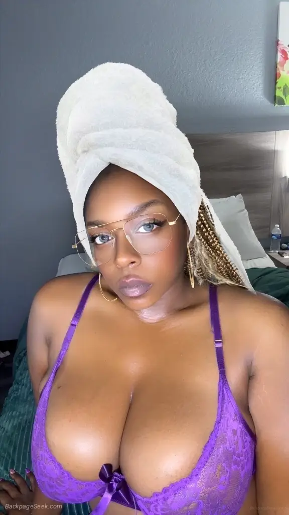 AVAILABLE ALL DAY LET SOMETHING SOFT PULLUP in Atlanta – Women Seeking Men photo 2