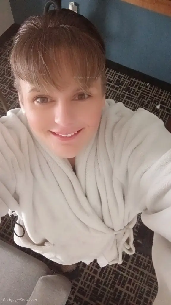 UR FAVORITE SEXY GIRL THAT CAN SQUIRT ON COMMAND 4 U Rimming in Atlanta – Women Seeking Men photo 5