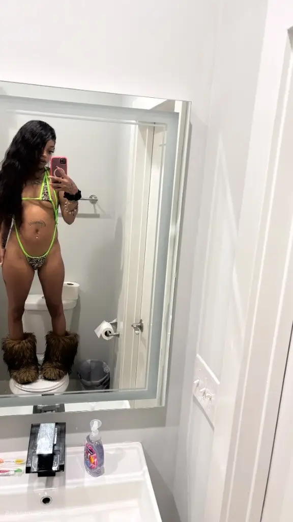 IN AUGUSTA TILL FRIDAY CUM HERE I TRAVEL IMMA STRIPPER THANGYAA