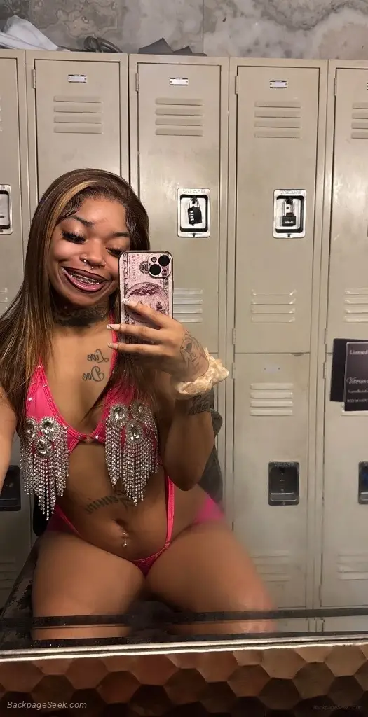 IN AUGUSTA TILL FRIDAY CUM HERE I TRAVEL IMMA STRIPPER THANG... in Augusta – Women Seeking Men photo 5
