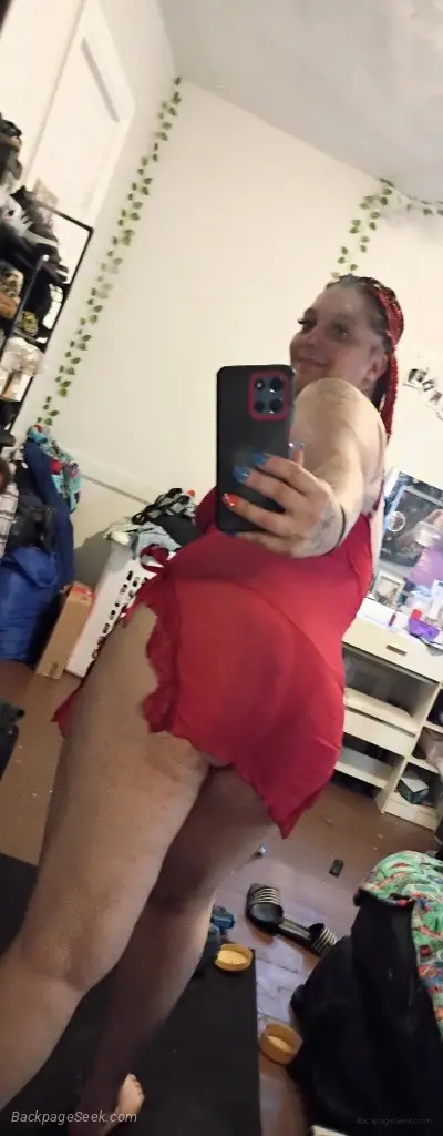 come see thick white mama in Augusta – Women Seeking Men photo 3