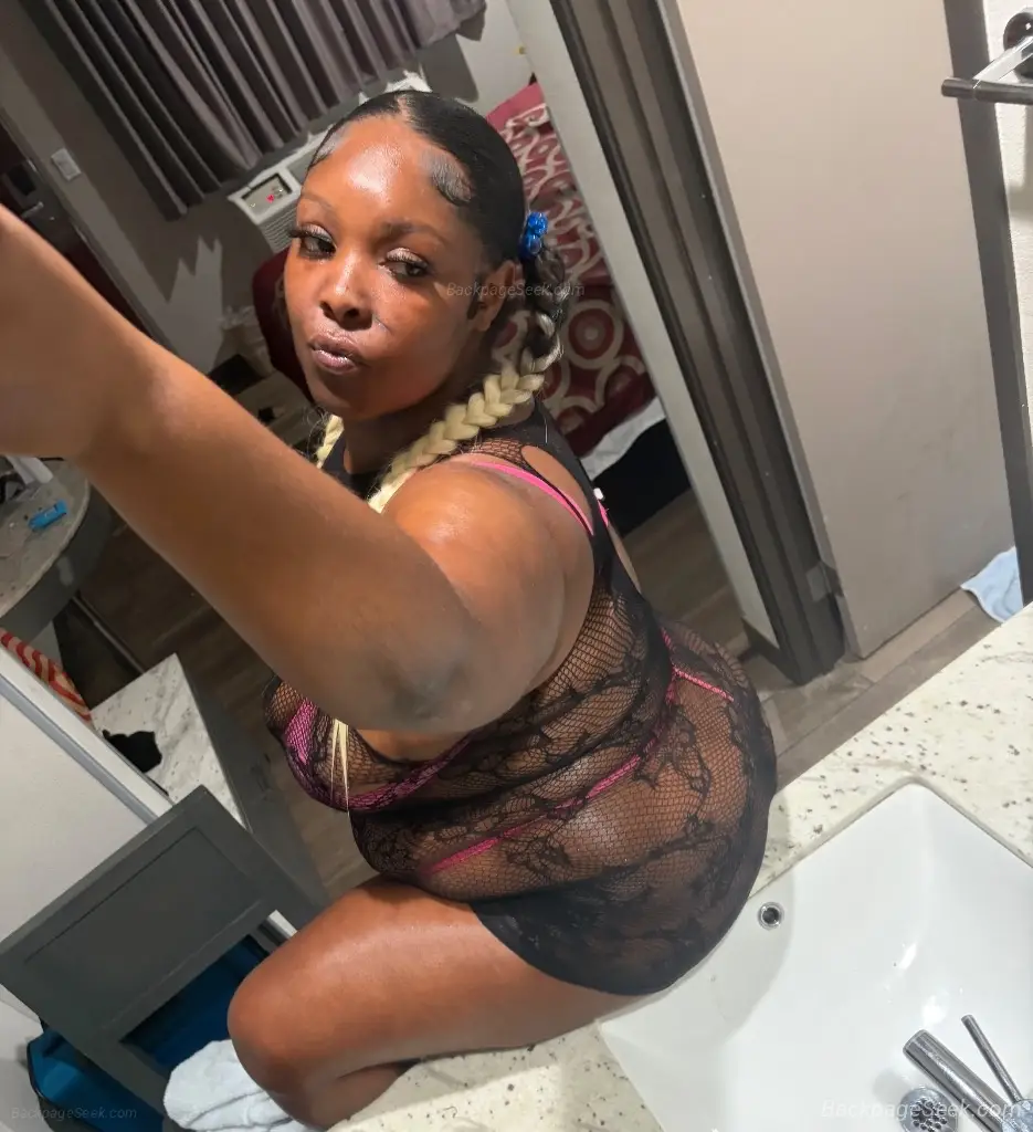 NEW IN TOWN Deepthroat No Gag ALL NECK INCALL SPECIAL NO BAR... in Bakersfield – Women Seeking Men photo 6