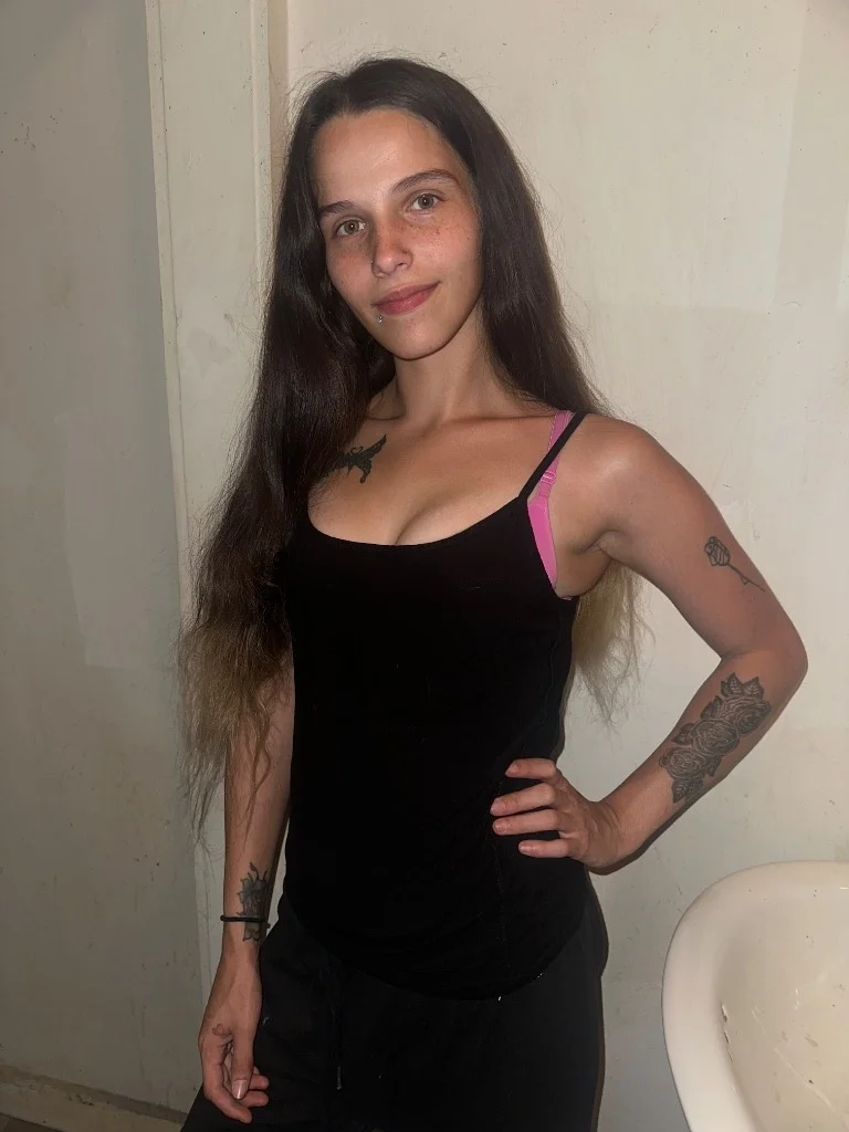 Brown hair green eyed babe