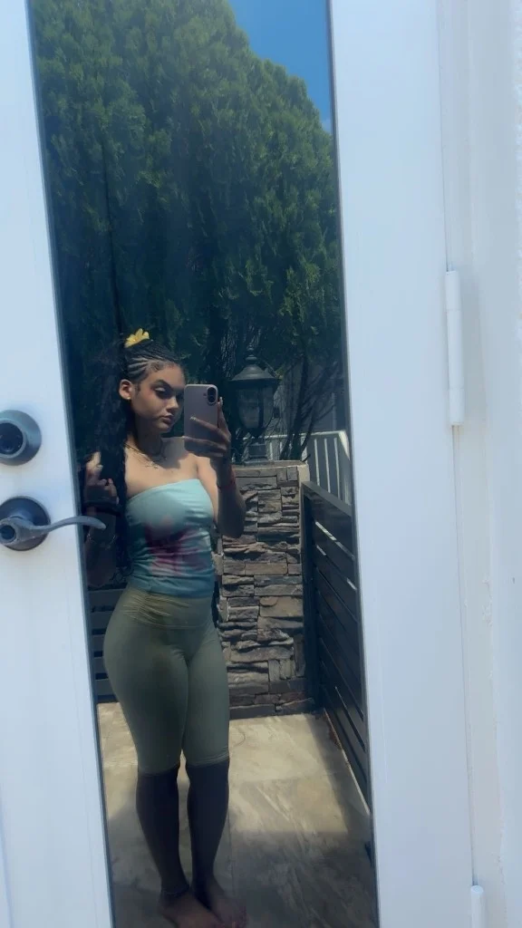 Pretty lil Lena