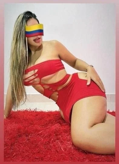 encanta el sexo en todas las poses y verte a los ojos mientras te vienes