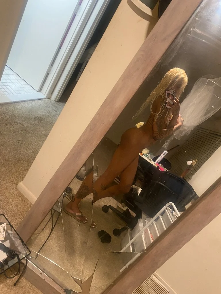 CREME DE LA CREME in Baltimore – Women Seeking Men photo 2
