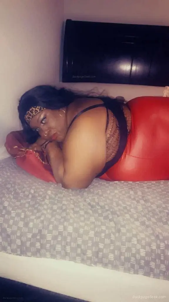 Tiffany Cum Taste This Chocolate Cake in Baltimore – Women Seeking Men photo 6