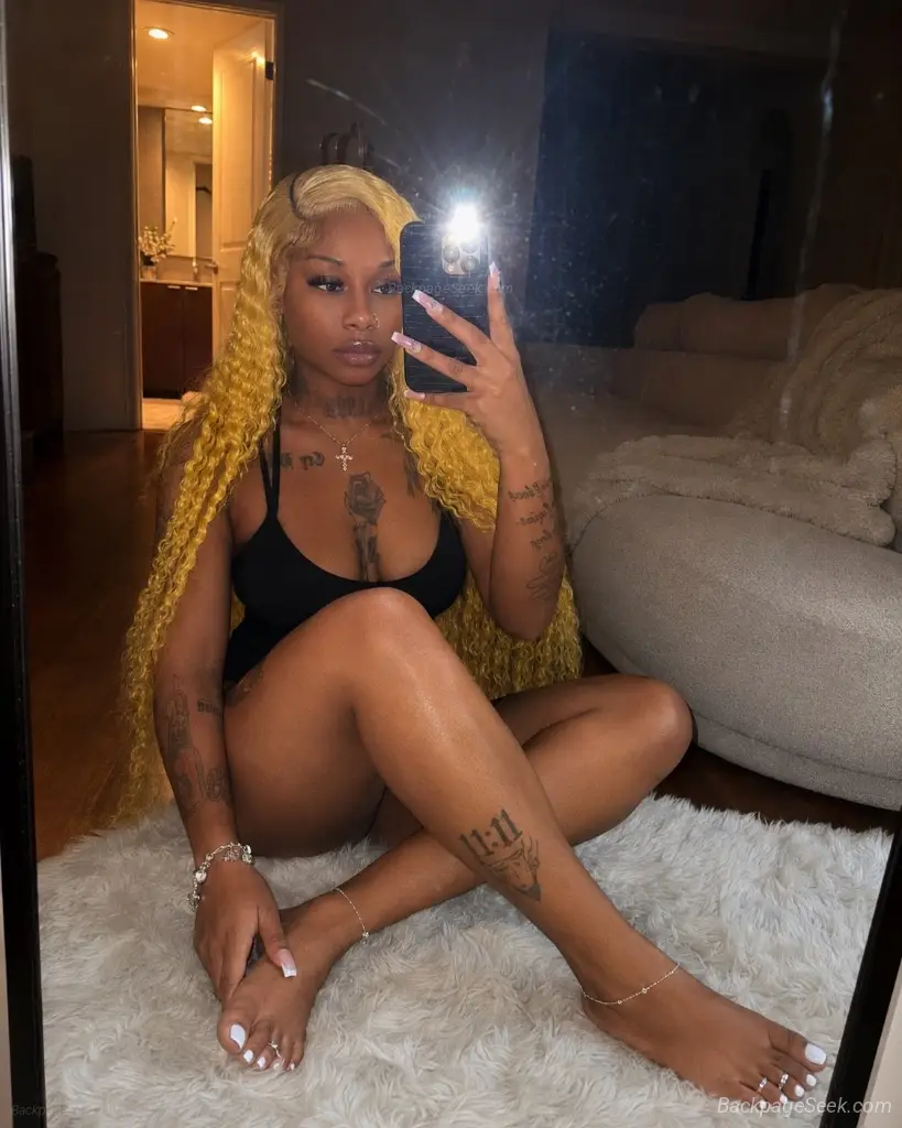 NEW IN TOWN TIGHTNESS GUARANTEED H-TOWN BOOTY! SOUTHERN BADDIE