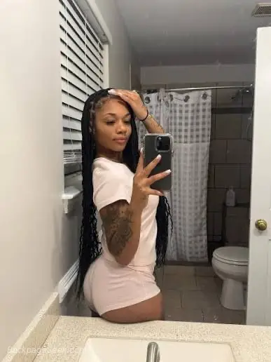 Hosting and Outs available now Treat yourself dont cheat you... in Baltimore – Women Seeking Men photo 2