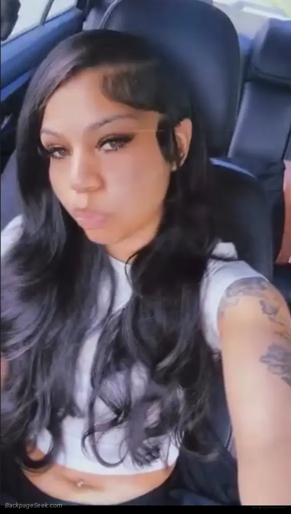 New lightskin baddie in town accepting bookings outcalls amd