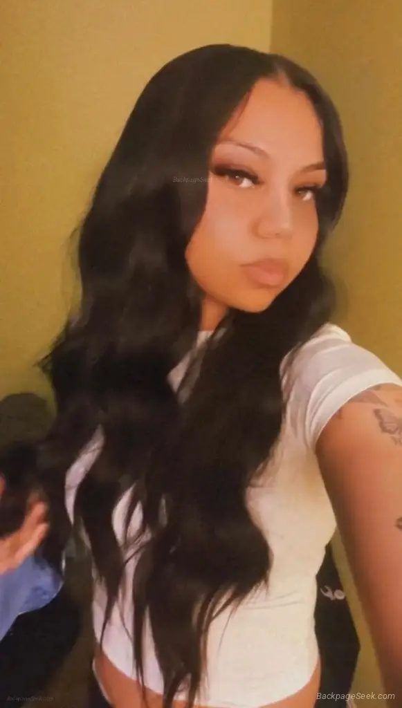 New lightskin baddie in town accepting bookings outcalls amd in Baltimore – Women Seeking Men photo 2
