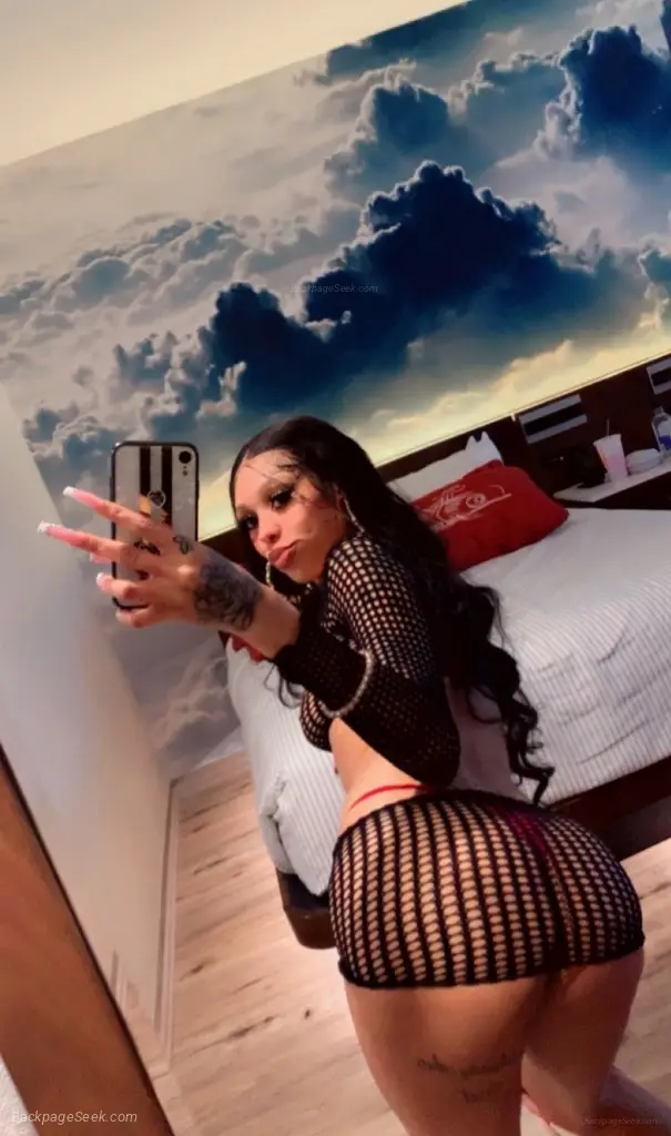 Tatted & Exotic Pretty & Petite With A Nice Bubble But