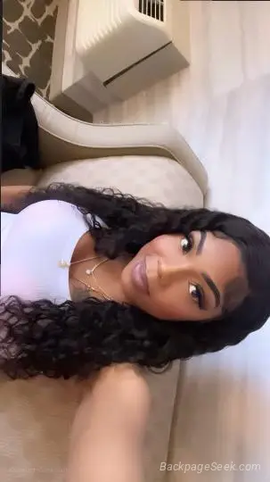 Amani Mamii Facetime Shows in or out in Baltimore – Women Seeking Men photo 2