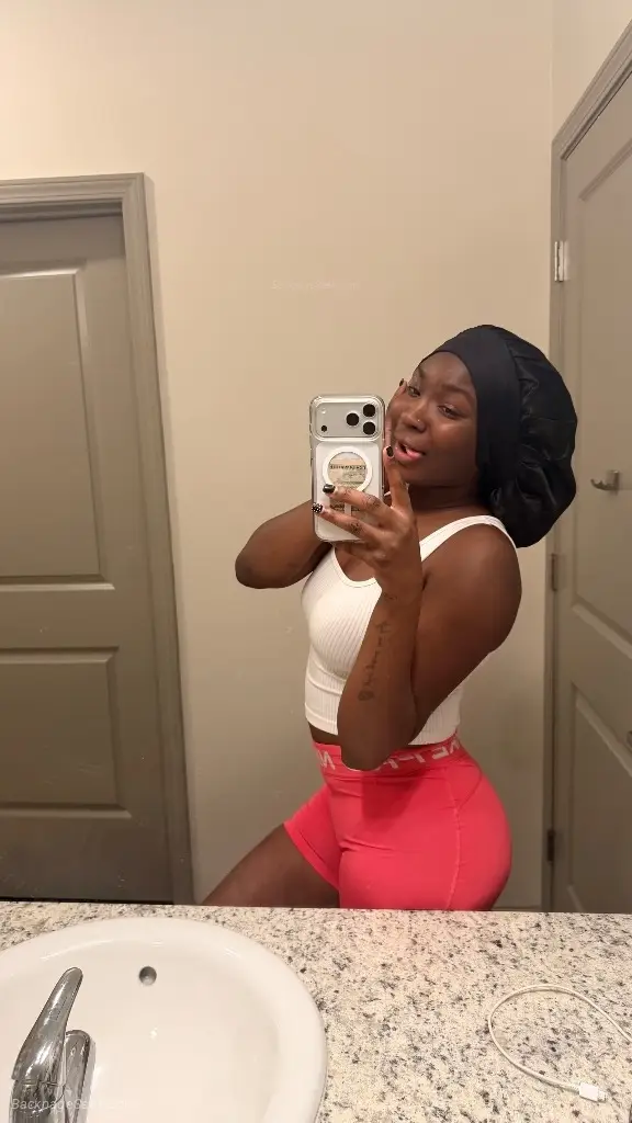 I'm new to the area, very hot girl my photos are real