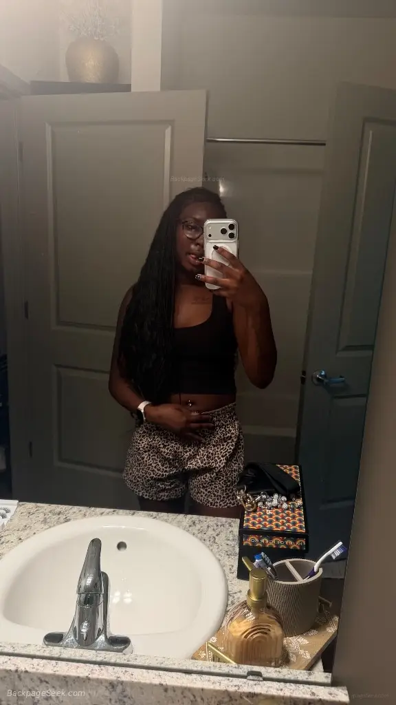 I'm new to the area very hot girl my photos are real in Baltimore – Women Seeking Men photo 3