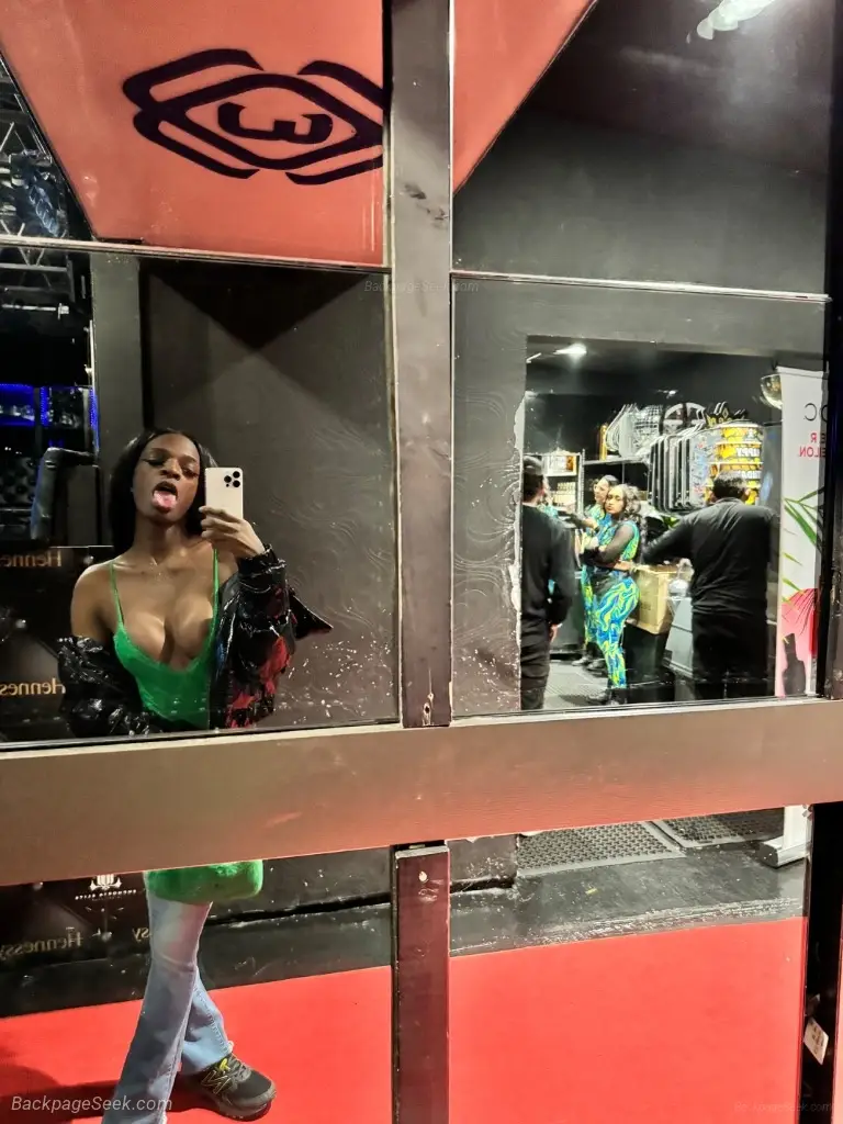 FREAKEST SLUT IN TOWN PORNSTAR EXPERIENCE in Baltimore – Women Seeking Men photo 2