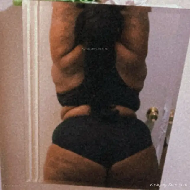 FREAKY THICK GODDESS here to SWALLOW You WHOLE GRIP you TIGH... in Baltimore – Women Seeking Men photo 4