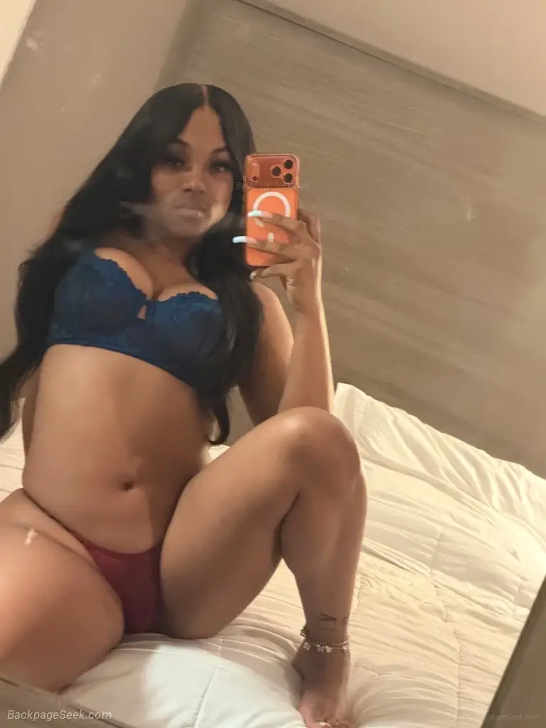 5'2 Dominican goddess with a hint of mischief in Baltimore – Women Seeking Men photo 3