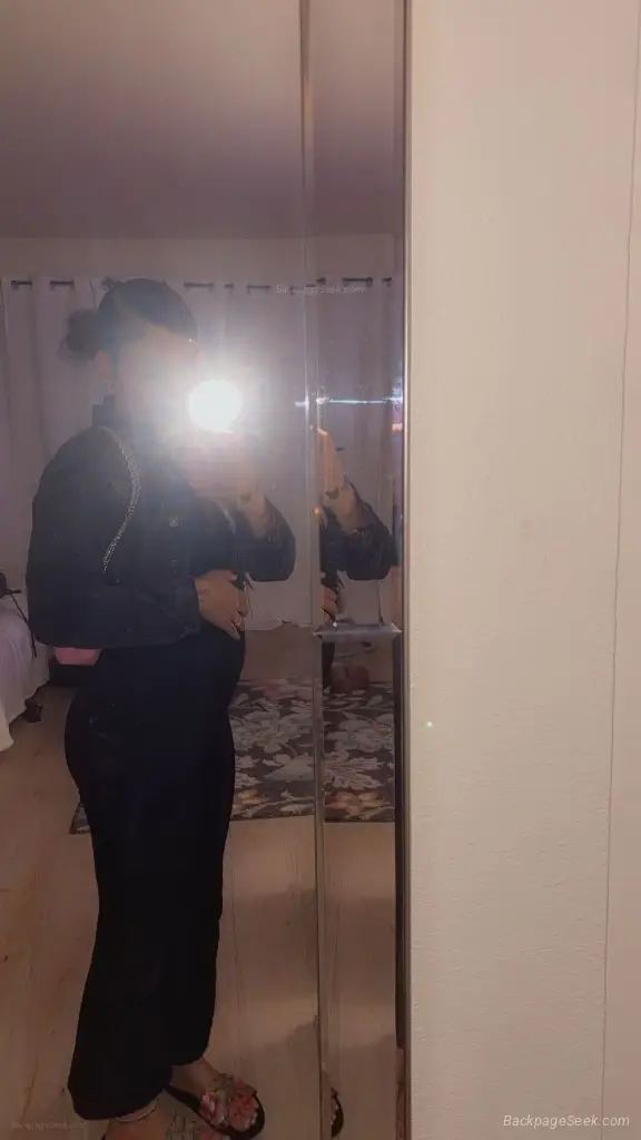 Young Wet Pretty Freak