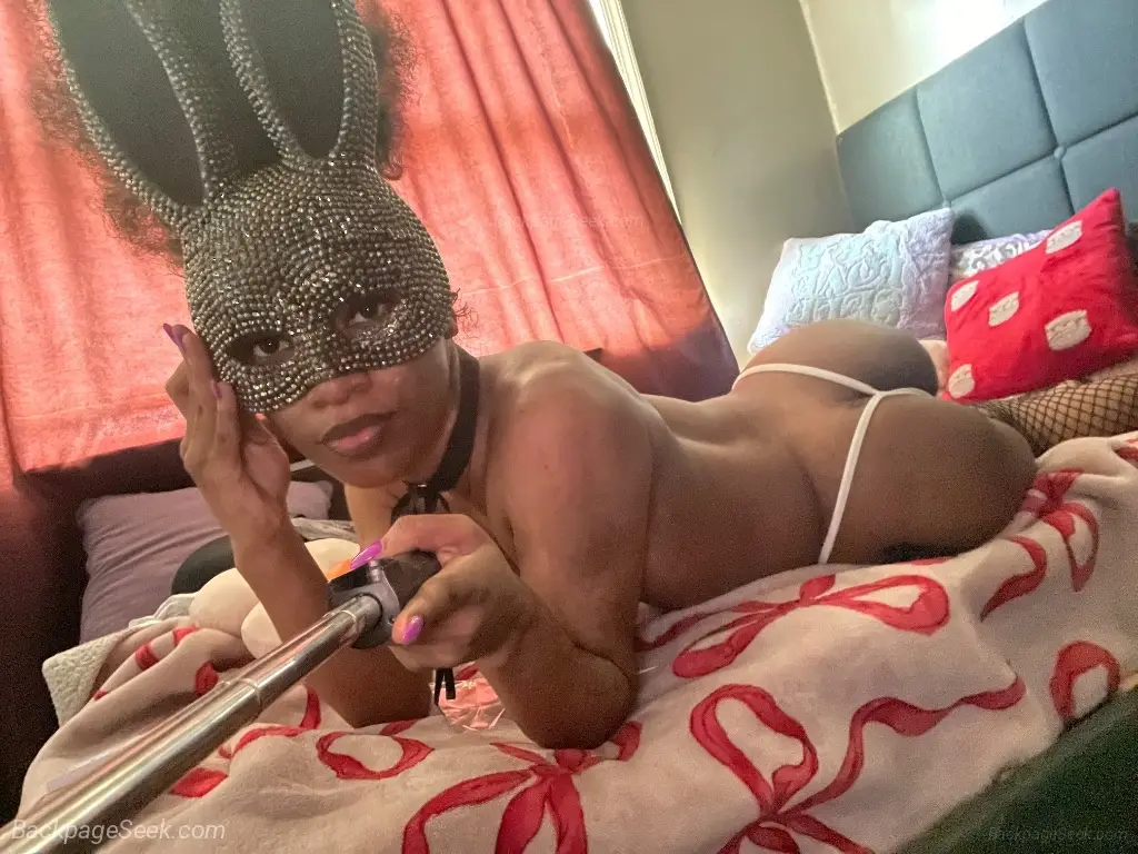 private meets Custom Content Ft shows