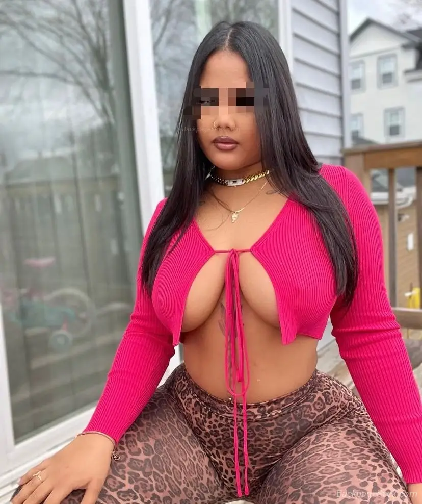 Classy, mature,independent and 420 friendly I can host or come to your