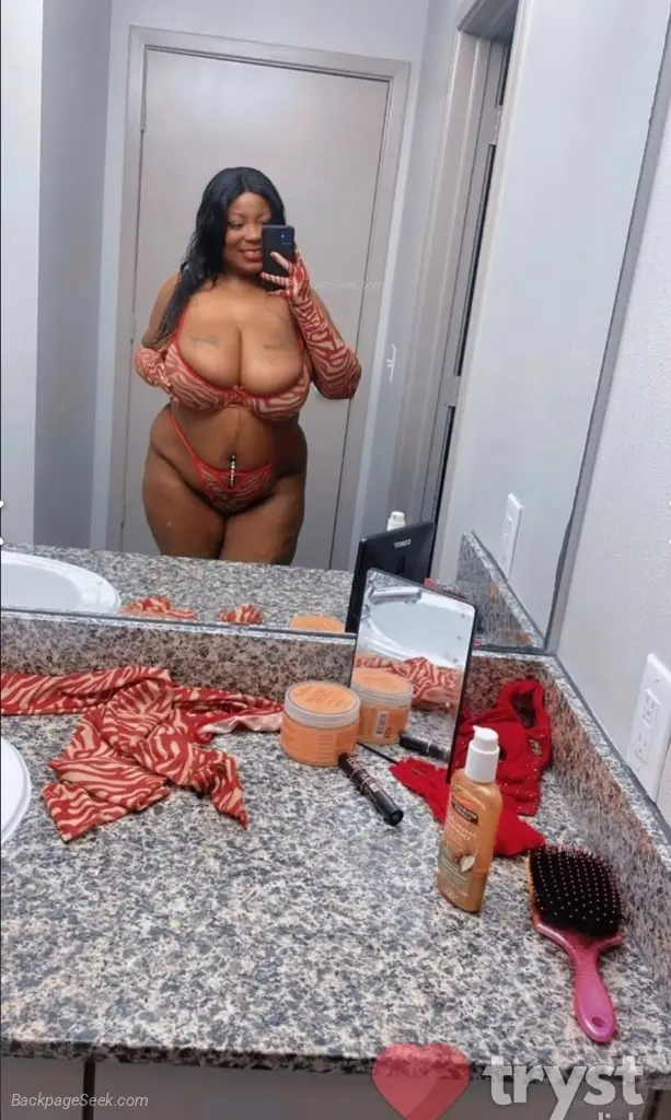 BWI airport Plush Slutty Nmypho AVAILABLE NOW Plush Playbunn... in Baltimore – Women Seeking Men photo 4