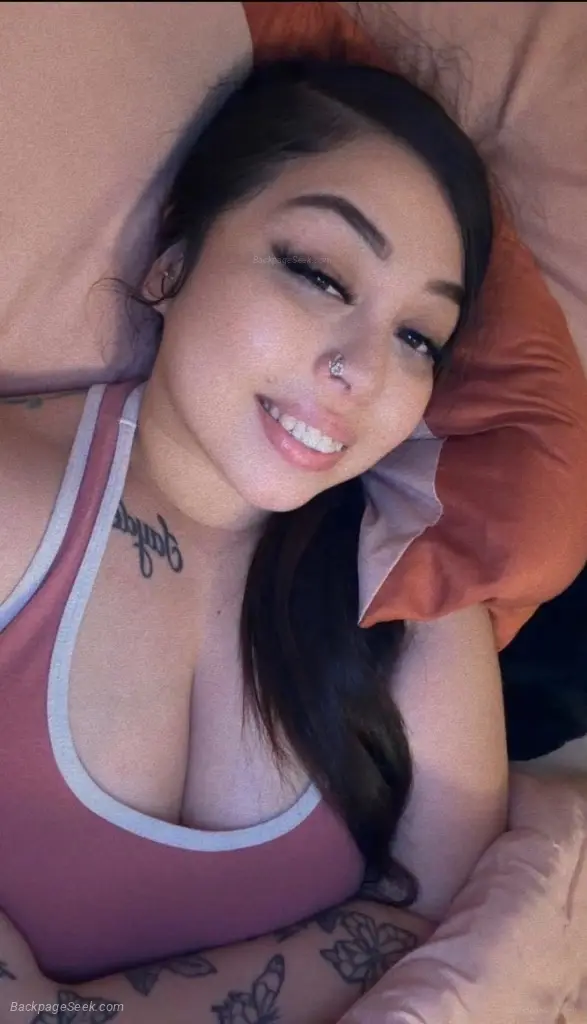 AVAILABLE TODAY FRIENDLY COMPANY & GOOD VIBES