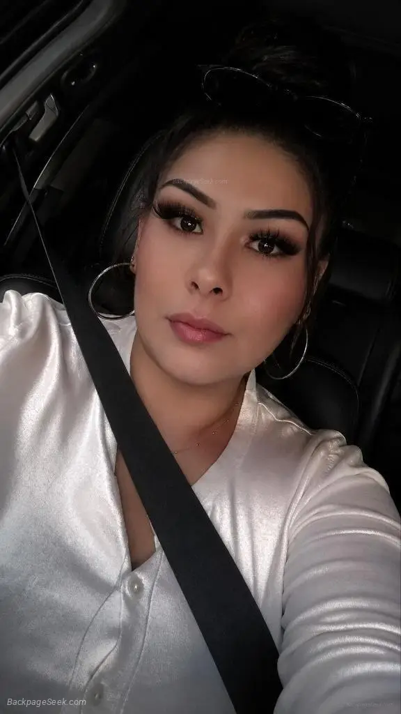 Cute confident and probably your new favorite distraction in Baltimore – Women Seeking Men photo 2