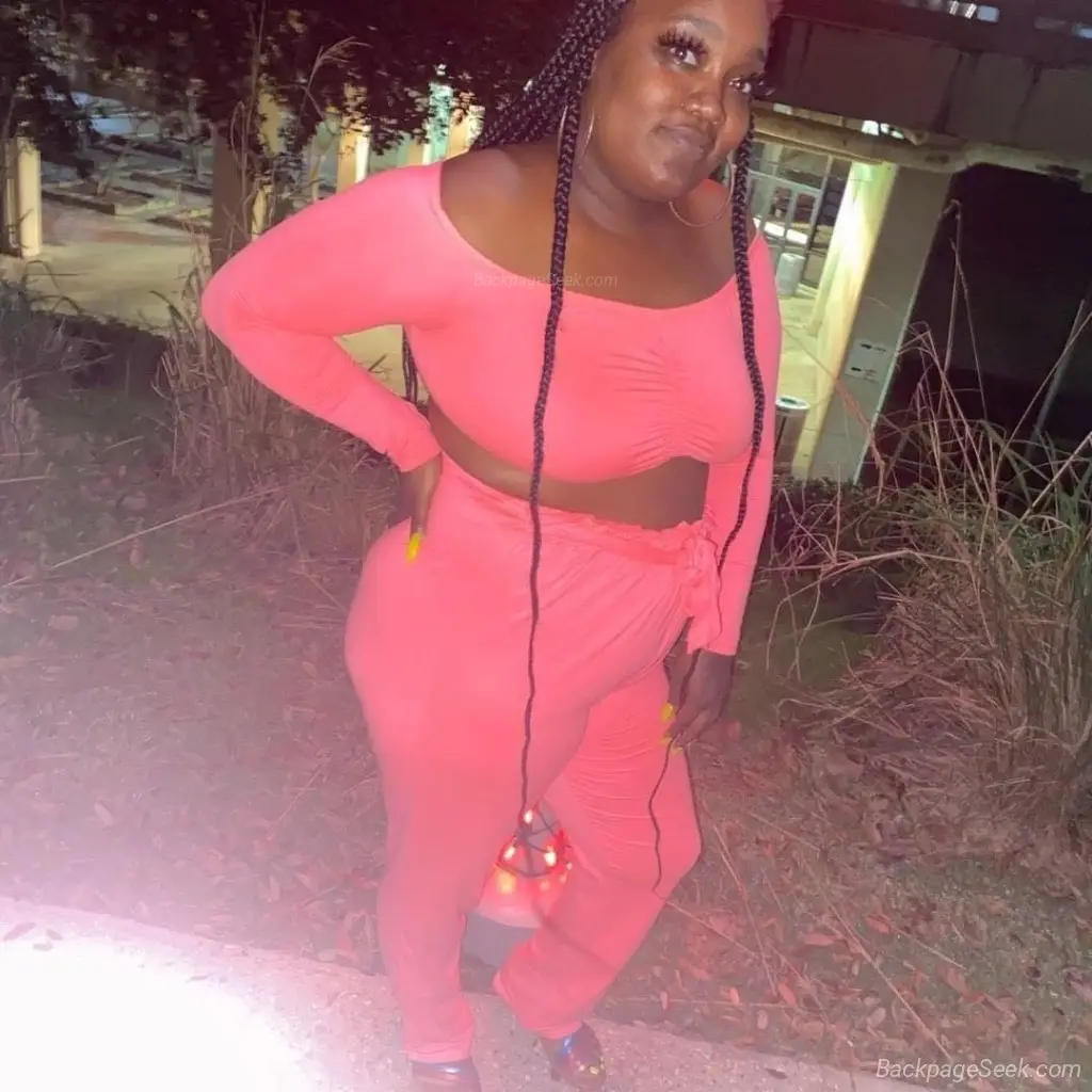 come lets have some freaky fun with mya nd cash dont be shy in Baton Rouge – Women Seeking Men photo 6