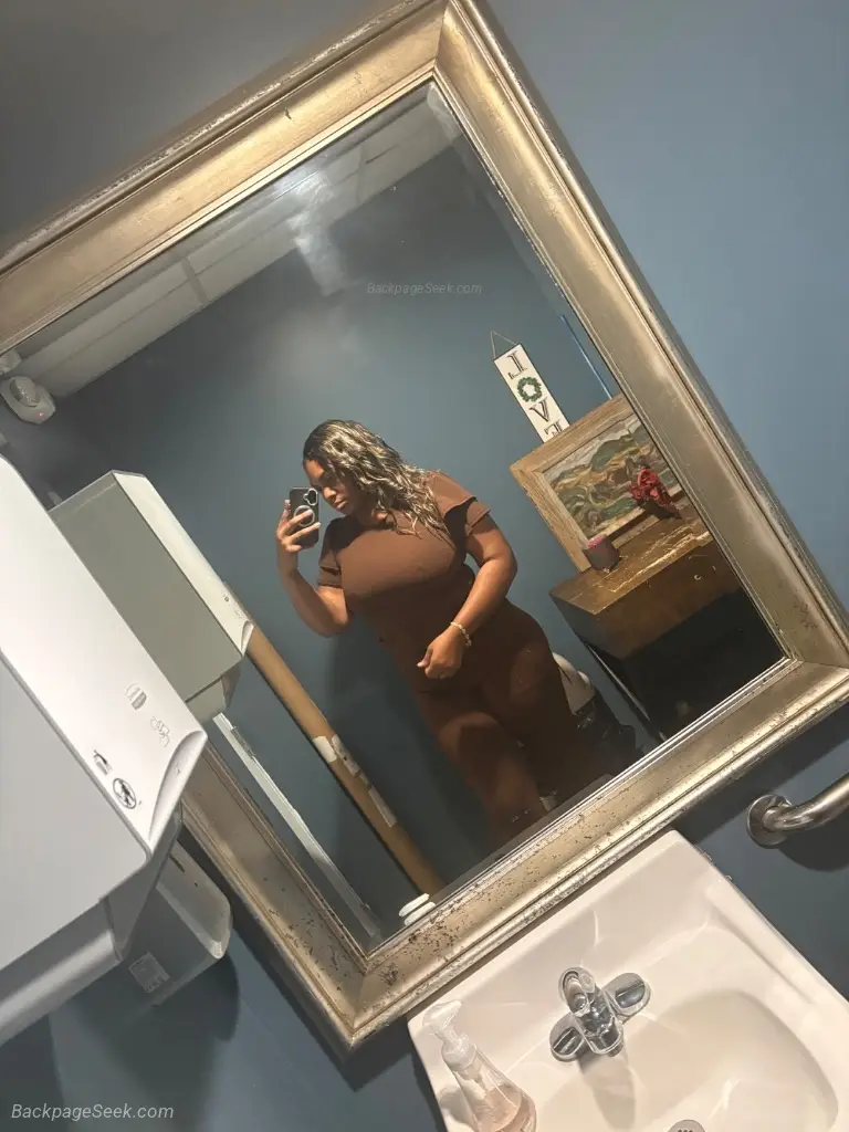 Birthday Girl massuese with milking table in Birmingham – Women Seeking Men photo 5