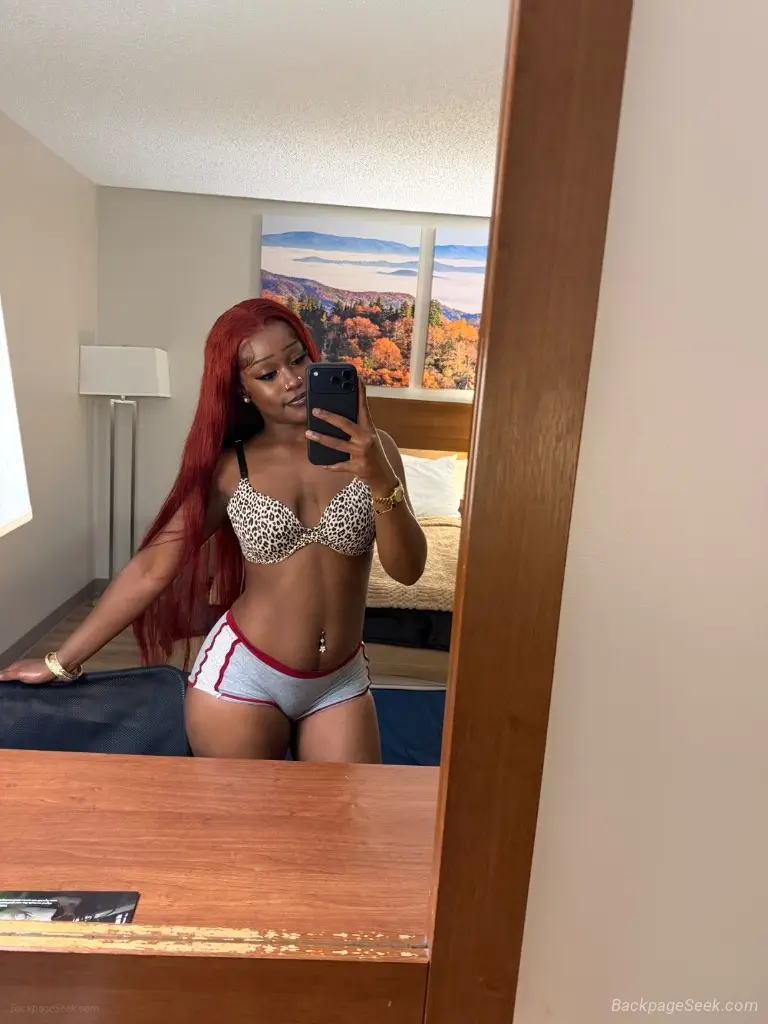 Sexy Red Head Available Now COME FUCK ME